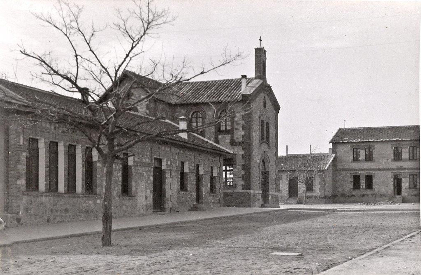 Capilla y escuela del Barrio Ferroviario de Las Matas
